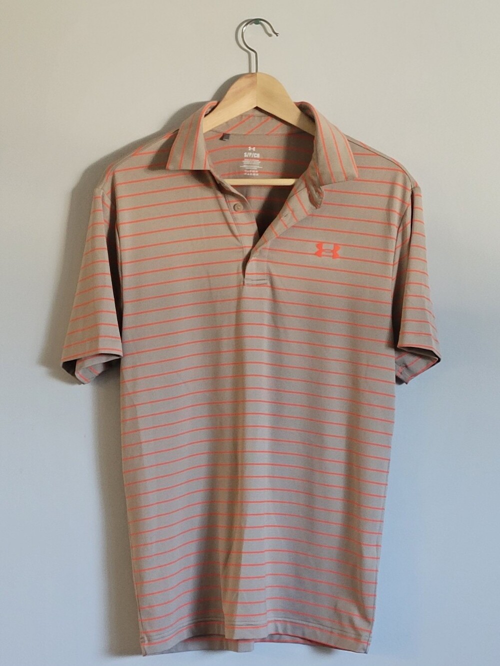 Under Armour Men’s Tan Polo with Coral Stripe Logo Size (S) (1005)
